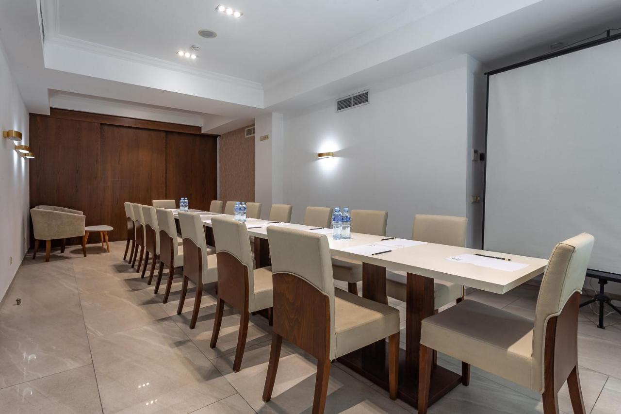 A5 Hotel Tbilisi Luaran gambar